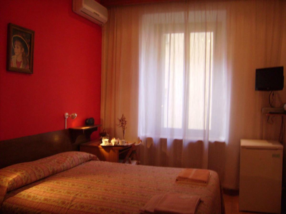 B&B Vaticanrooms Roma Exterior foto